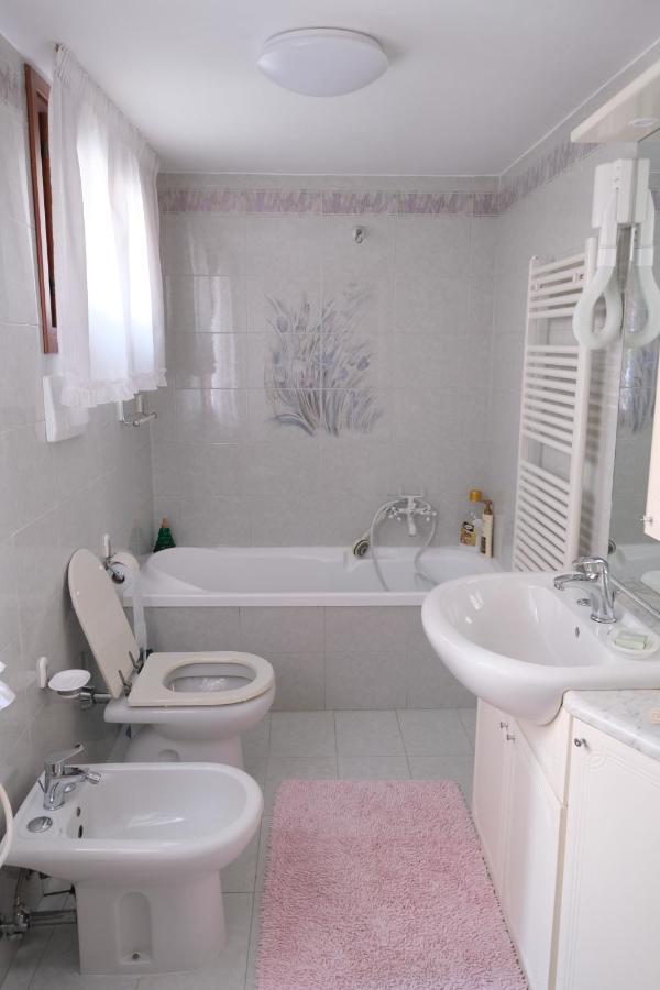 Casa Degli Artisti Apartment Burano Luaran gambar